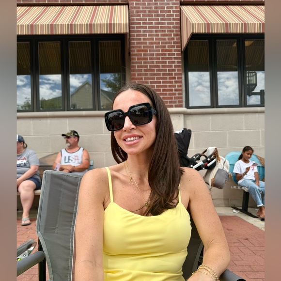 Meet your Posher, Amanda - Picture 5 of 7